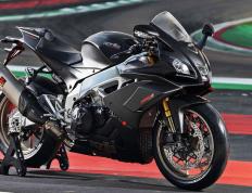 开云体育在线-绝境逢生！中国压哨击败加拿大，伊布在世界排名争夺战接管比赛