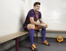 开云体育中国-破局与传承，从F1揭幕战到曼联的英格兰足球暗战