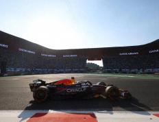 开云体育官方网站-迈凯伦完胜红牛车队，塞恩斯状态火热