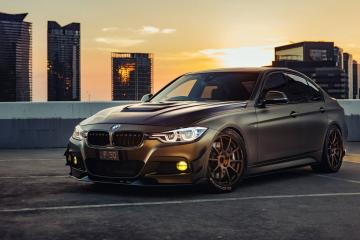 开云体育入口-鹰袭风城，当克莱的子弹击穿红色狂潮