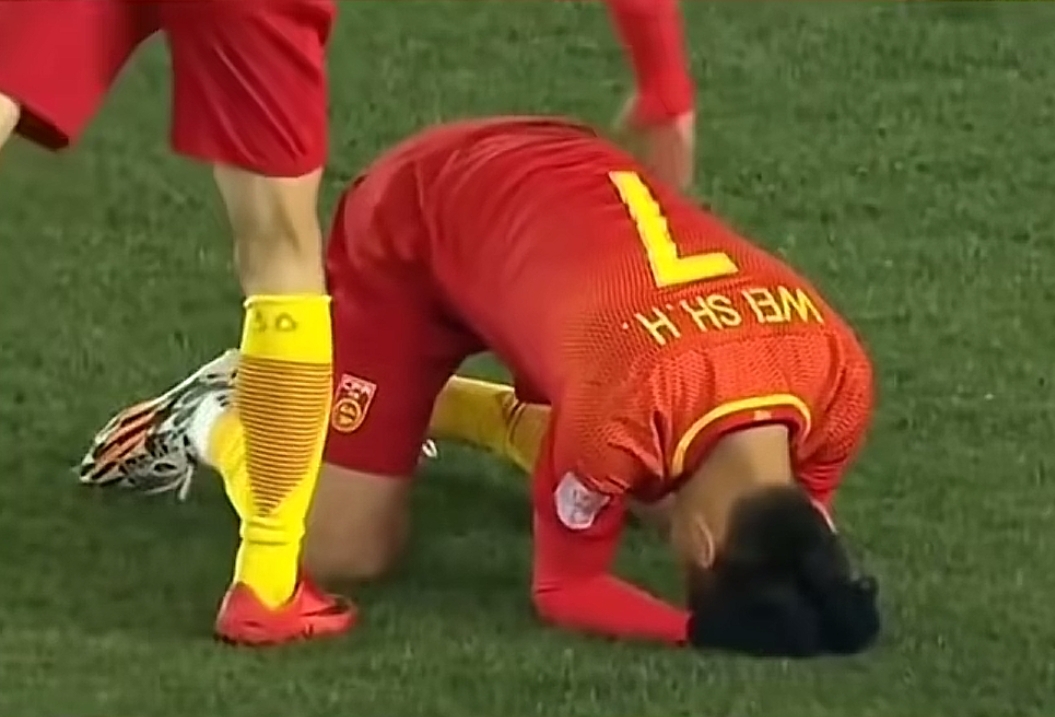 开云体育登录-包含本轮焦点：国足失利，球迷沸腾的词条