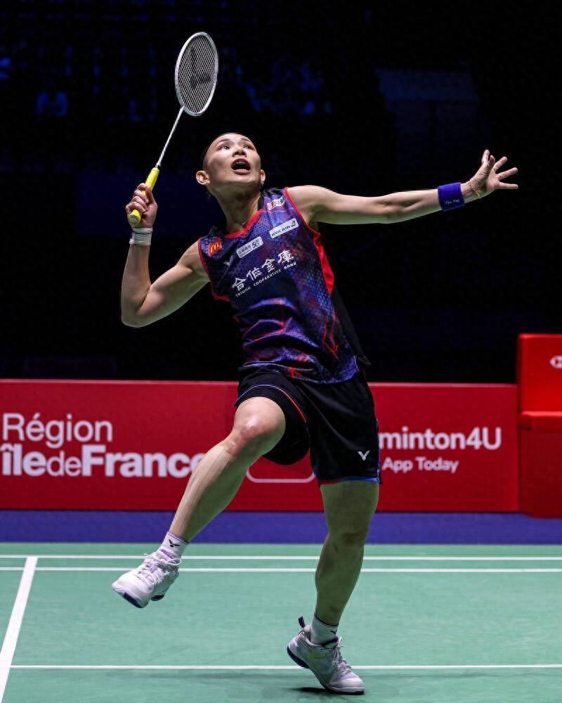 开云体育官方网站-英格兰羽毛球队完胜印度羽毛球队，戴资颖惊艳世界的简单介绍