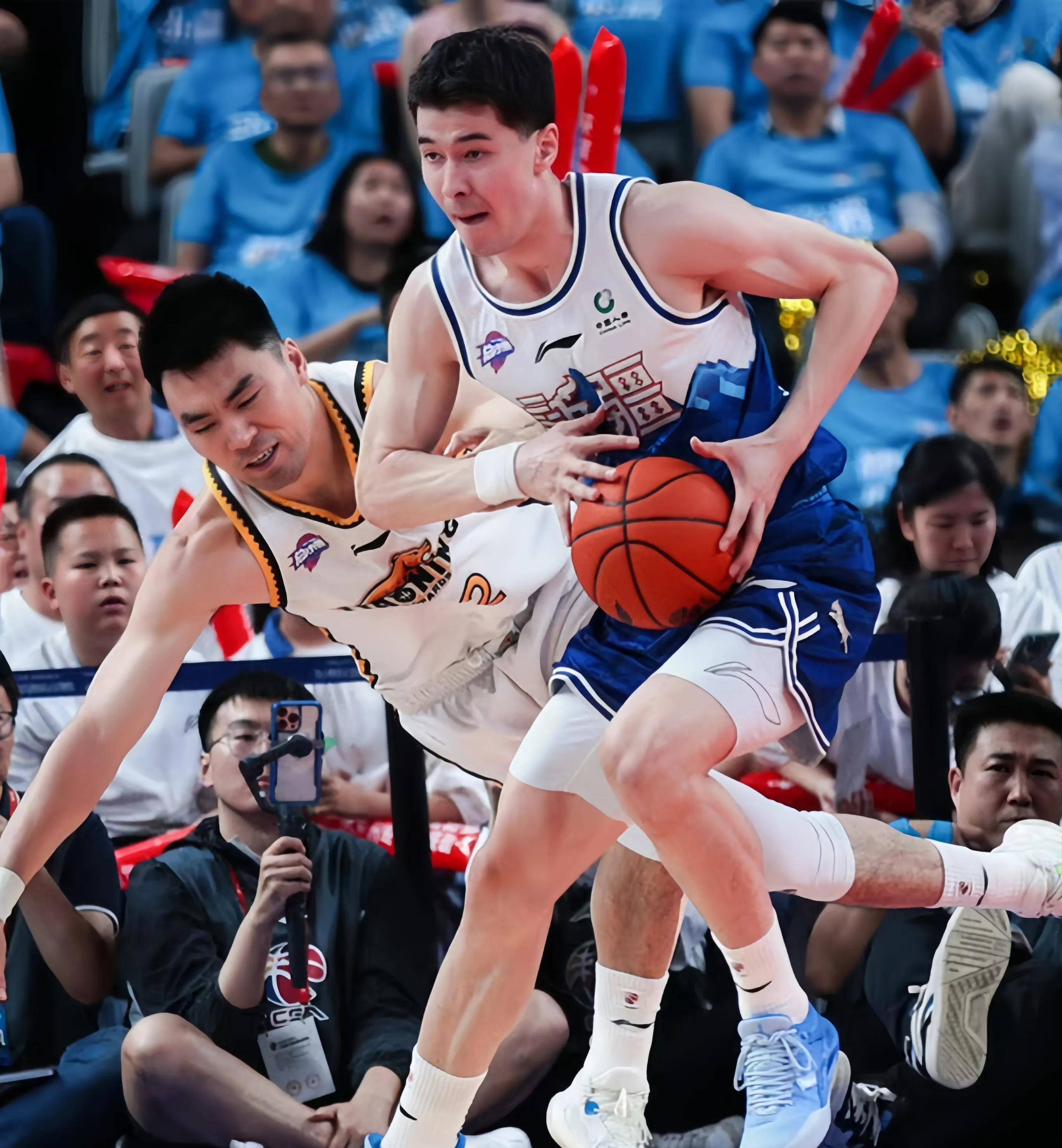 开云体育-世界聚焦！CBA赛事全球收视创新高的简单介绍