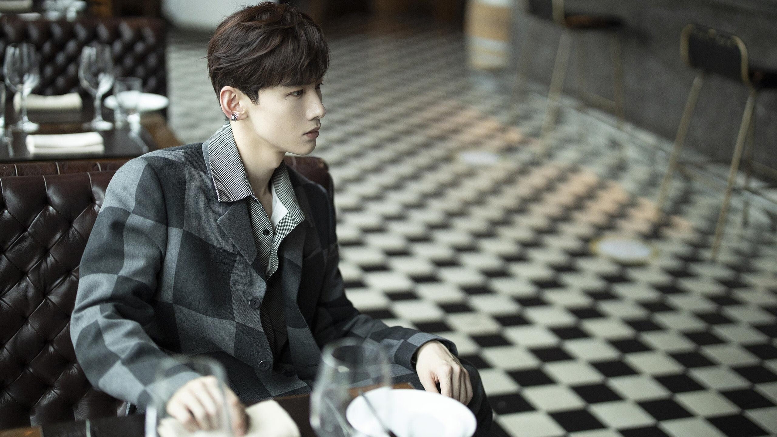 开云体育登录-东亚雄风压南美，球王光芒耀绿茵，日本强压智利与梅西的巨星价值