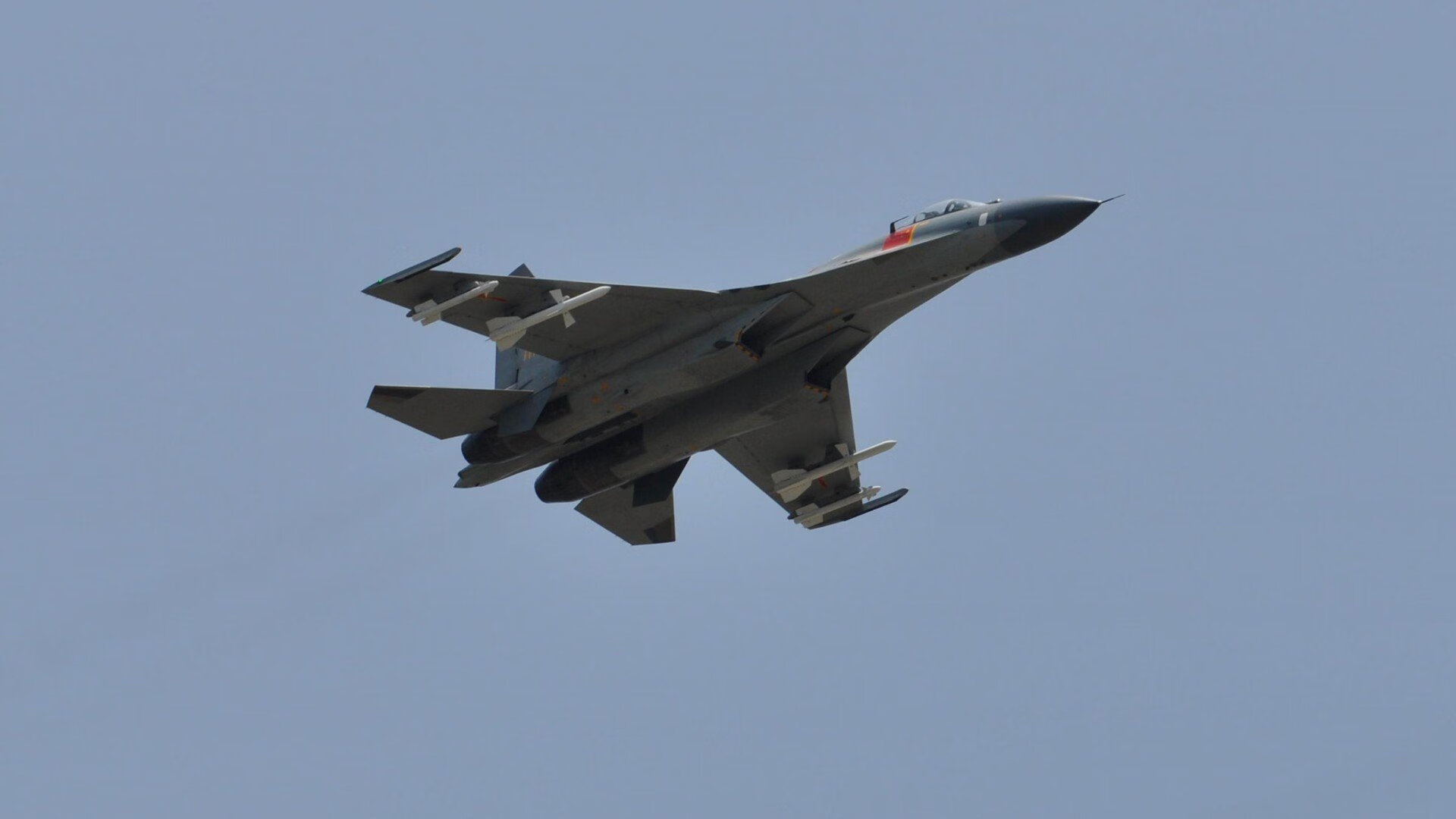 开云体育平台APP-姆巴佩独角戏惊艳四座，尼日利亚与马德里竞技友谊赛上演速度与激情