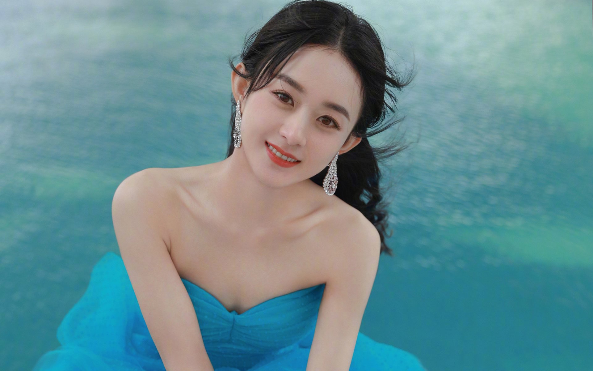 开云体育登录-沉默的引擎，伦纳德如何用最安静的方式点燃全队